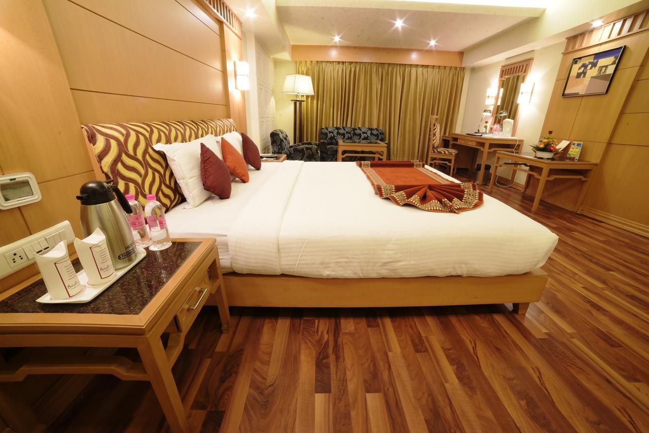 Hotel Babylon Inn Raipur  Exterior photo
